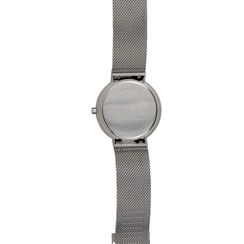 39W1 - White with Silver Case and Metal Mesh Strap